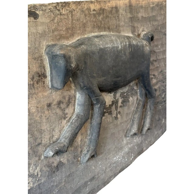 Striking Mentawai Tribal Door Panel Bilou Gibbon Carving C. 1900 For Sale - Image 9 of 11