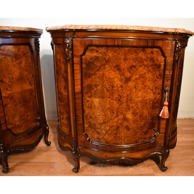 1890s Antique French Louis XV Burl Walnut Marble Top Pair of Cabinets Credenzas For Sale - Image 6 of 18