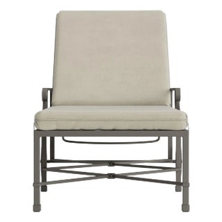 Brown Jordan Venetian Adjustable Chaise With Wheels, Mica frame with Fusion Meadow fabric For Sale