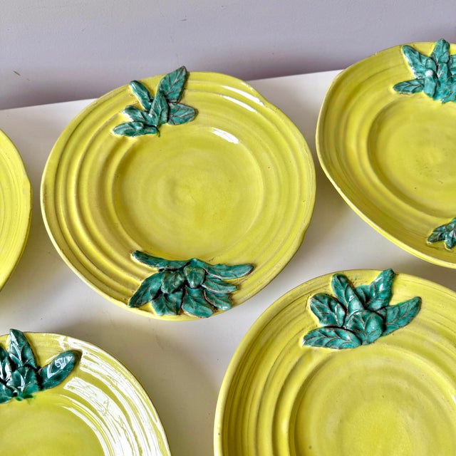Sculpture Materials Chartreuse Majolica Leaf Pasta Bowl For Sale - Image 7 of 10
