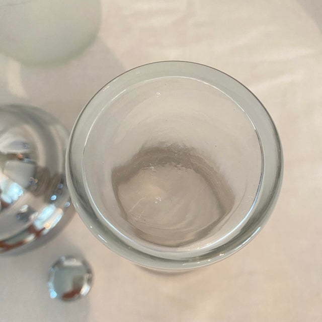 Mid-Century Modern Cocktail Set With Platinum Rings & Sugar Glass Finish - Set of 7 For Sale - Image 9 of 12