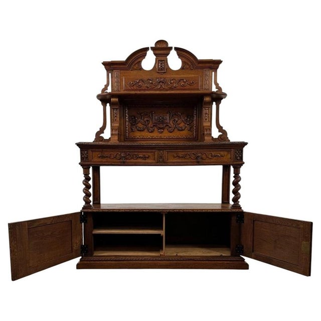Antique English Golden Oak Sideboard with Barley Twist Supports, 1800s For Sale - Image 3 of 13
