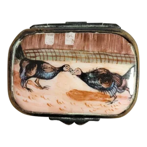 Antique French Samson Enamel Snuff Box With Roosters