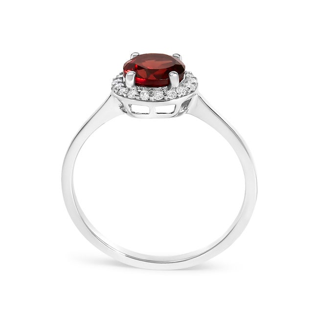 Early 21st Century 10K White Gold Red Garnet and 1/10 Cttw Diamond Halo Ring For Sale - Image 5 of 7