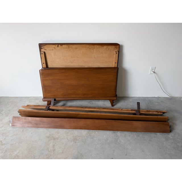 1960s Vintage Heywood-Wakefield Mid-Century Modern Twin Bed Frames – A Pair For Sale - Image 12 of 12