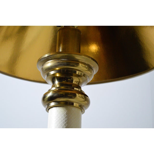 1970s Stiffel Cream Faux Embossed Snakeskin Brass Floor Lamp For Sale In Cincinnati - Image 6 of 16