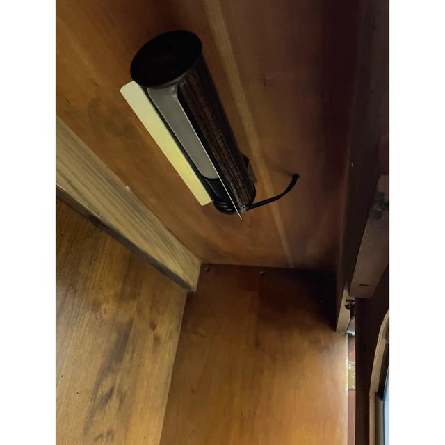 Chinoiserie Late 20th Century Faux Bamboo Chinoiserie Illuminated Display Cabinet For Sale - Image 3 of 5