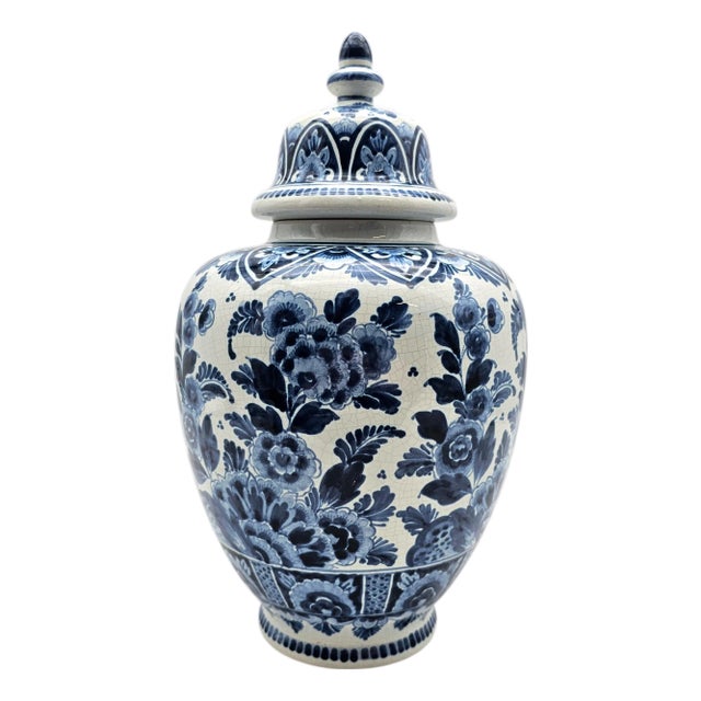Hand Painted Oud Delft Blue White Lidded Ginger Jar Vase 14.5" Hand Painted Dutch Faience For Sale
