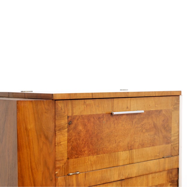 1950s English Walnut & Burl Dry Bar Liquor Cabinet For Sale - Image 11 of 15