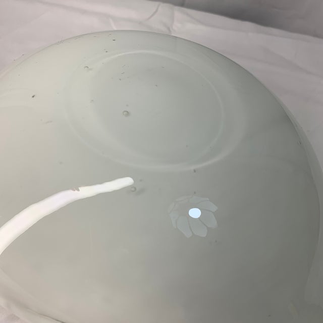 Metal Heavy Vintage C. 1950s Alfredo Barbini Bullicante Sommerso Cased White Glass With Gold Flecks Vide-Poche For Sale - Image 7 of 11