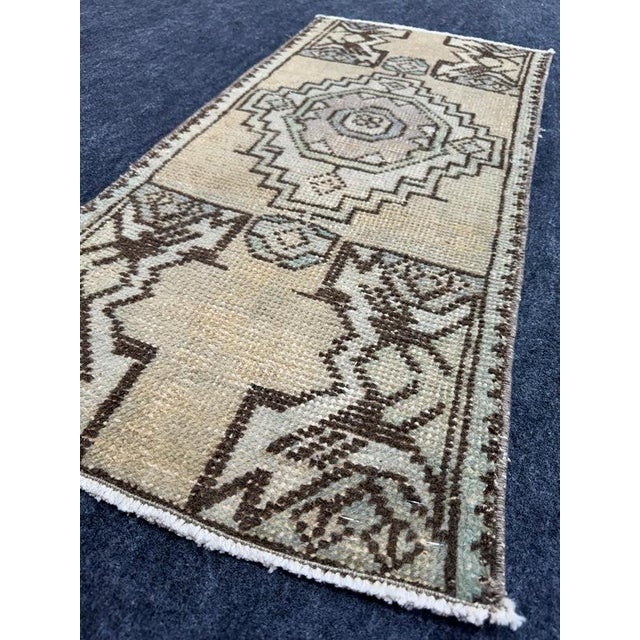 Early 21st Century Turkish Yastik Rug 1'5" x 3' For Sale - Image 5 of 5