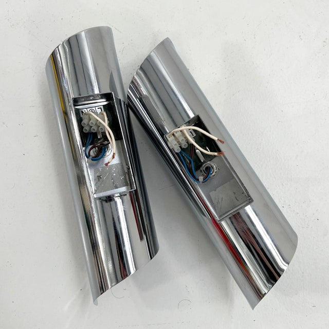 Metal Curved Chromed Wall Lamps, 1970s, Set of 2 For Sale - Image 7 of 9