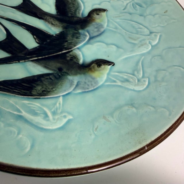 English Set of 4 Antique Majolica Swallow Plates For Sale - Image 3 of 10