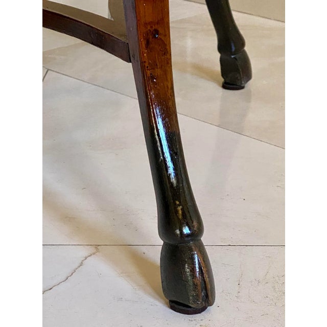 Directoire Walnut Tripod Table From Lucca Italy, Circa 1810 For Sale In New Orleans - Image 6 of 8