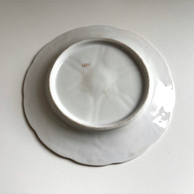 Antique Oyster Plate – Molded Shell Design, Hand-Painted Brown Accents For Sale - Image 4 of 5