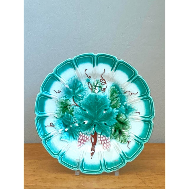 Vintage Majolica Maple Leaf Plate For Sale In West Palm - Image 6 of 6