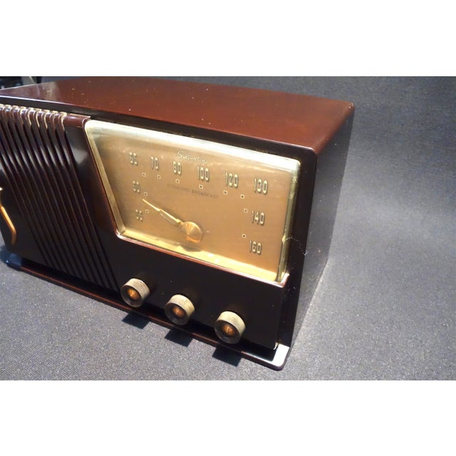 vintage 50s radio 激レア　オンブック品 silver-tone-circa-1950-radio-