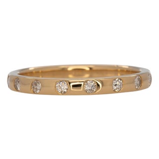 Diamond Band Minimalist Design: Solid 14k Gold – Round Diamond Fine Jewelry, Size 6.75 For Sale