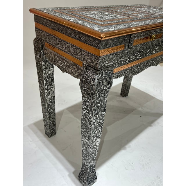 1990s Desk / Entryway Table For Sale - Image 4 of 9