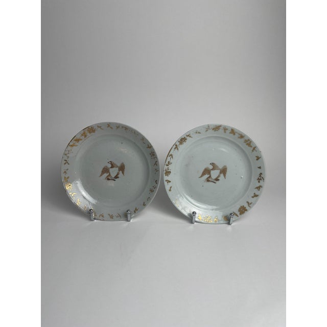 Chinese Pair of 18th Century Chinese Export Eagle Plates - Hemingway Family For Sale - Image 3 of 11