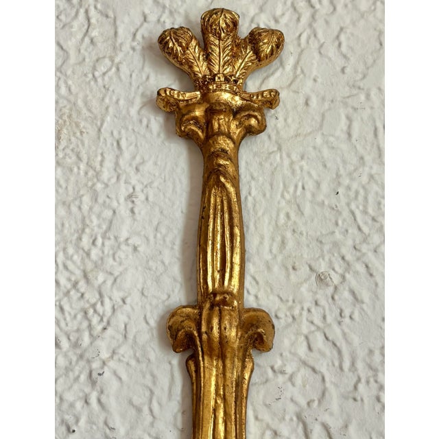 Mid 20th Century 20th Century Italian Gold Gilt Wood Wall Plate Shelf Holder For Sale - Image 5 of 7
