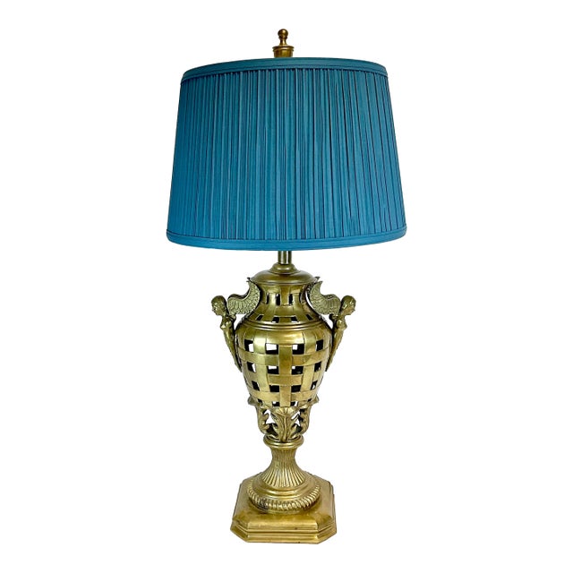 Vintage Art Deco Hollywood Regency Chippendale Winged Nike Greek Goddess Brass Table Lamp, New Pleated Shade For Sale