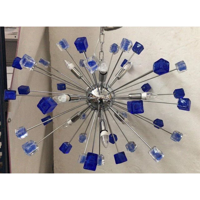 Italian Handmade Blue Murano Glass Sputnik Chandelier from Simoeng For Sale - Image 4 of 9