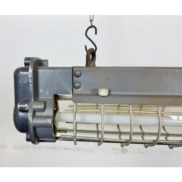 Industrial Grey Hanging Tube Light from Elektrosvit, 1970s For Sale - Image 13 of 18