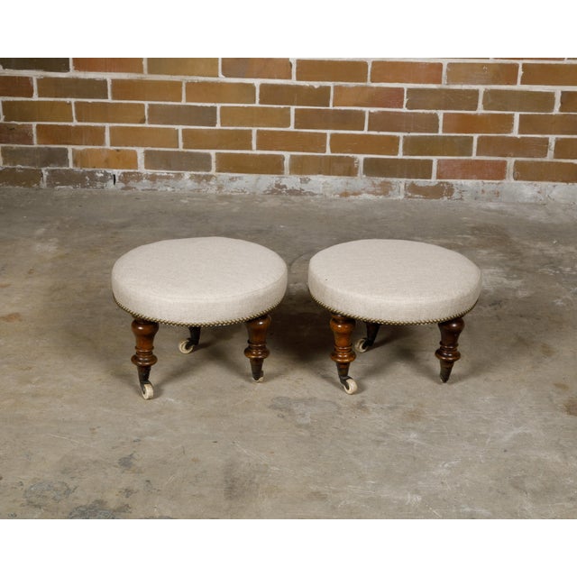 English Pair of English Mahogany Stools with 19th Century Turned Legs on Casters For Sale - Image 3 of 10