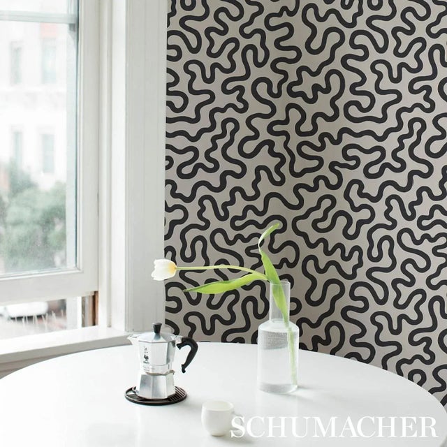 Schumacher Sample - Schumacher Riley Wallpaper in Soft Black For Sale - Image 4 of 5