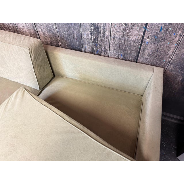 Mid-Century Modern Custom Mid-Century Modern Style Sofa For Sale - Image 3 of 6