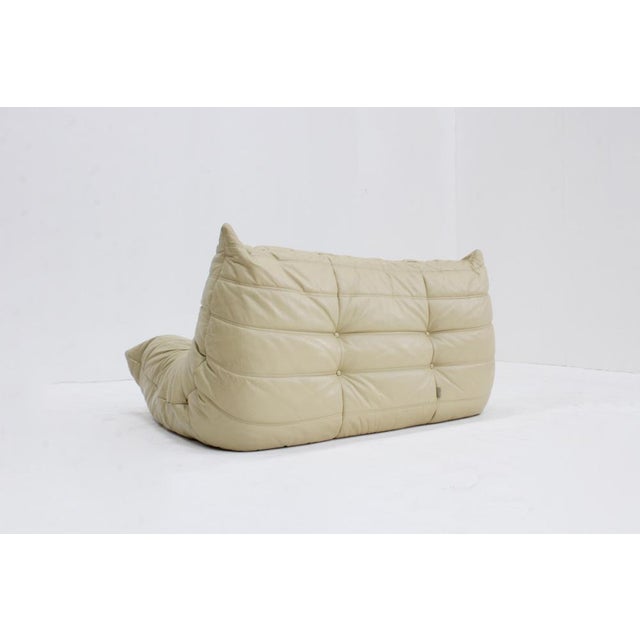 1990s Vintage Togo 2-Seater Sofa in Leather by Michel Ducaroy for Ligne Roset, 1990s For Sale - Image 5 of 9