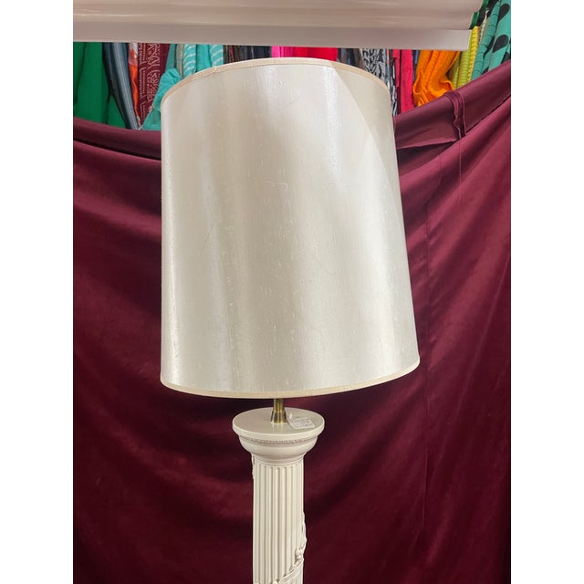 The Marbro Lamp Company 1950s Marbro Italian Ceramic Column Off White Hollywood Regency Lamp For Sale - Image 4 of 12