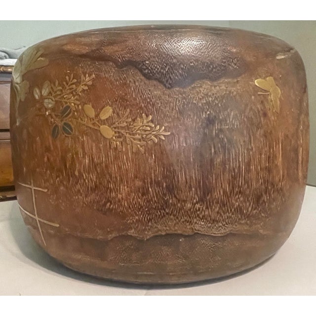 Vintage Japanese Hibachi With Inlaid Pearl Display For Sale - Image 11 of 12