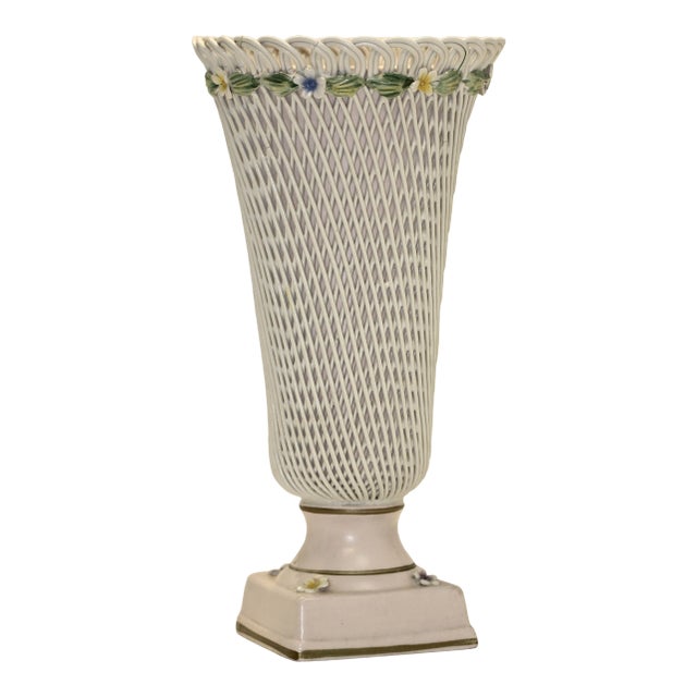 Late 20th Century Capo Di Monte Vase For Sale