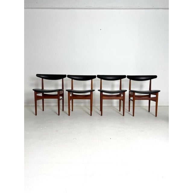 Danish Teak Dining Chairs by Danex Møbler, 1960s A beautiful set of four Danish dining chairs manufactured by Danex...