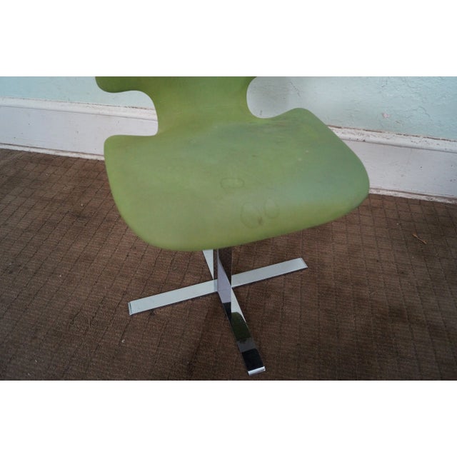 1980s Mid-Century Chrome Pedestal Side Chair For Sale - Image 5 of 10