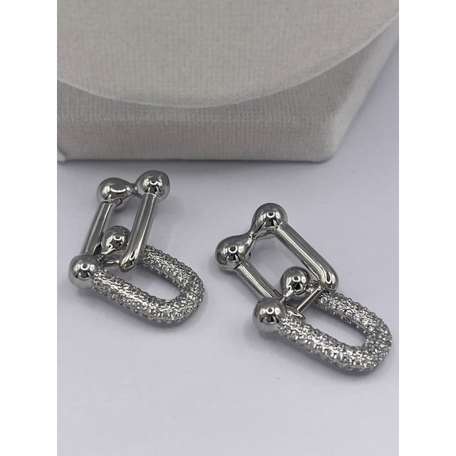 2020s Chain Necklace With Cz's With Earings For Sale - Image 5 of 7