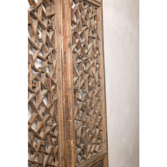 Pair of Chinese Hand-Carved Lattice Architectural Panels, circa 1900 For Sale - Image 15 of 18