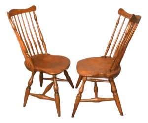 19th Century Companion Pair of American Windsor Fan Back Side Chairs
