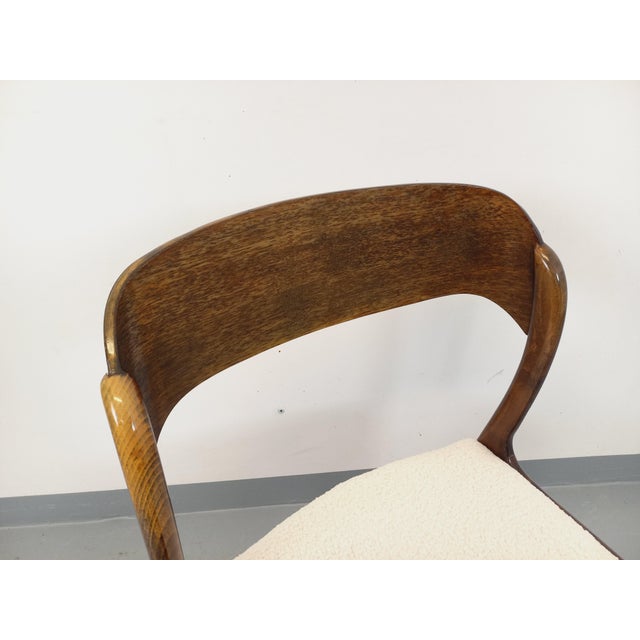 1960s Vintage Sleigh Chair in Wood and Bouclé Fabric from Baumann, 1960s For Sale - Image 5 of 13