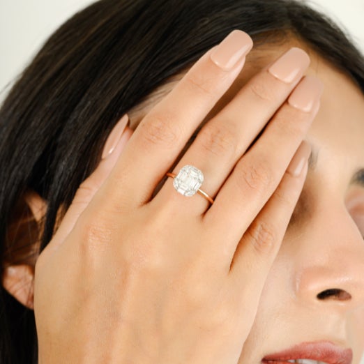 Real Diamond Cluster Engagement Ring for Bride in 18k Rose Gold Size 5 For Sale - Image 4 of 12