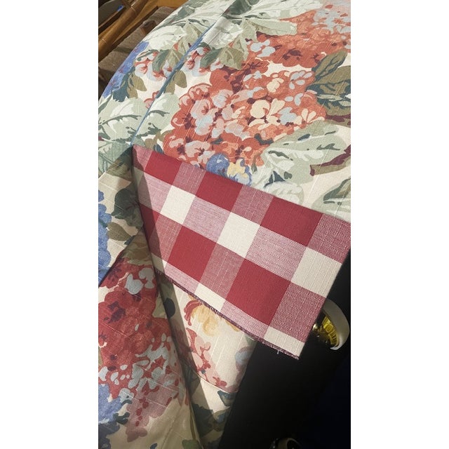 Cornflower Blue 1990s Round Colorful Ottoman For Sale - Image 8 of 10