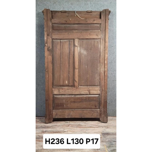 Brown Renaissance Style Coat Rack in Carved Walnut, 1890s For Sale - Image 8 of 9