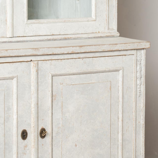 19th Century Large White Gustavian Style Pine Bookcase Display Cabinet With Glass Doors For Sale - Image 10 of 15