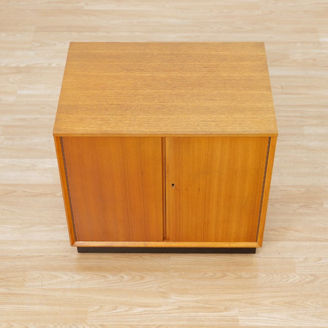 1960s Mid Century Teak Vinyl Record Storage by Dynatron For Sale - Image 9 of 11