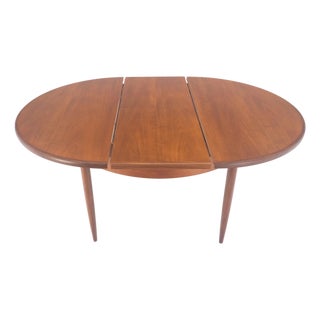 Late 20th Century Danish Modern Round Teak Dining Table w/ 18" Pop Up Hide Away Leaf MINT For Sale