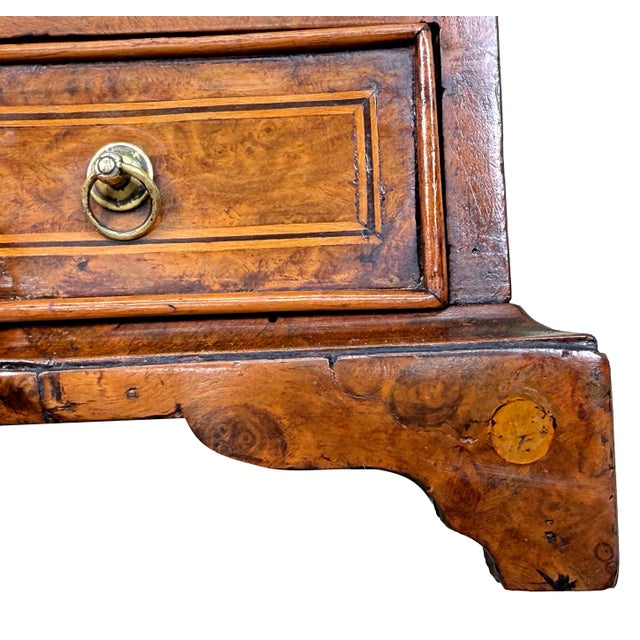 Small Antique Walnut Chest of Drawers, 1720 For Sale - Image 10 of 14