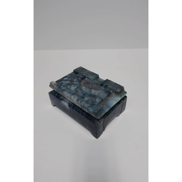 Traditional Blue and White Marble Egyptian Revival Box, circa 1970s For Sale - Image 3 of 13