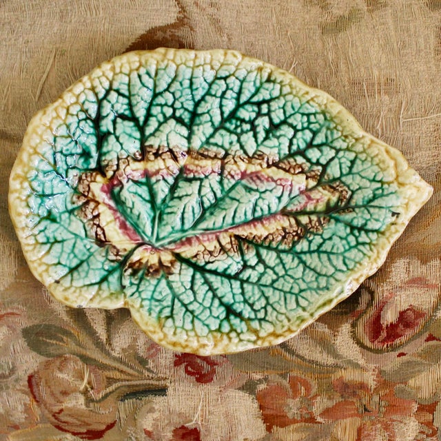 Ceramic Begonia Majolica English Leaf Plate With Stand For Sale - Image 7 of 7